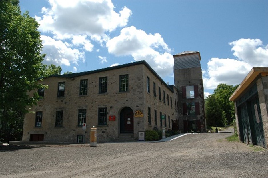 Water tower at Alton Mill