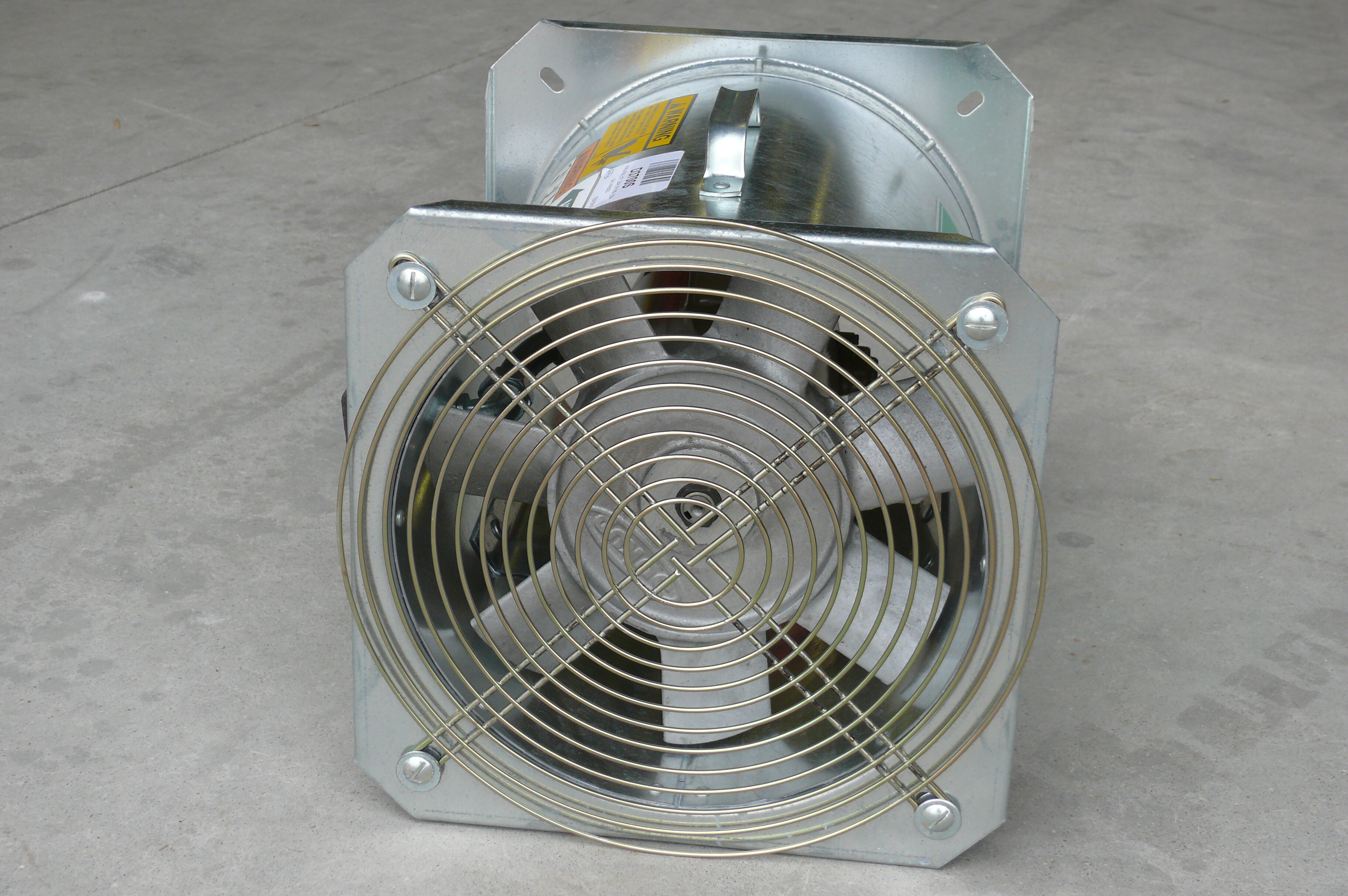 An axial flow fan