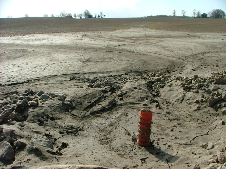 Example of severe erosion occurring in Ontario crop fields.