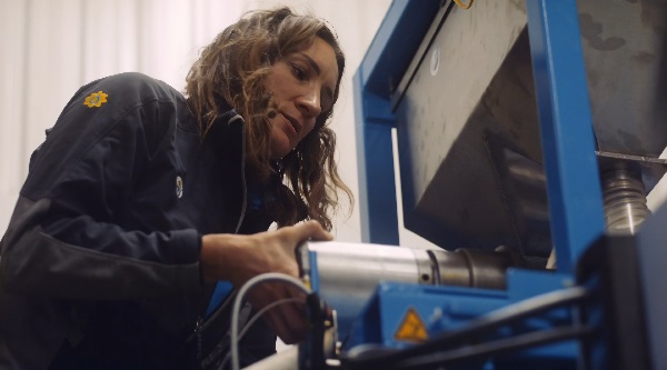 Jasmin Hofer, recipient of the Women’s Excellence category Honour Mention certificate.