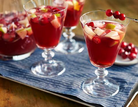 festive-mocktail-sangria.jpg?
